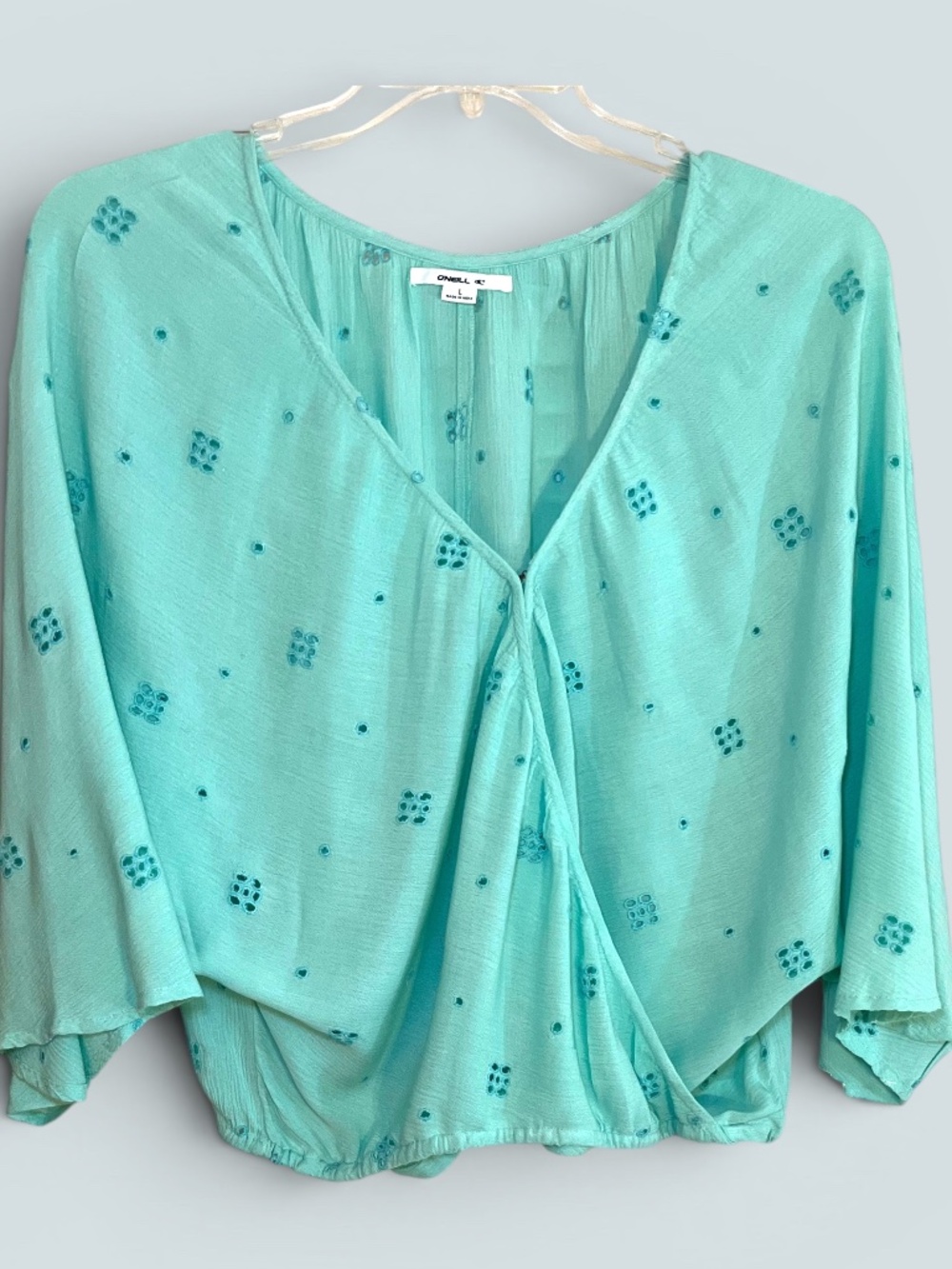 O'Neill Aqua Eyelet Poly Crepe Dolman Sleeve Surplice Blouse Size L NWT